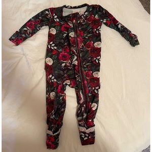 Laree + Co convertible footie